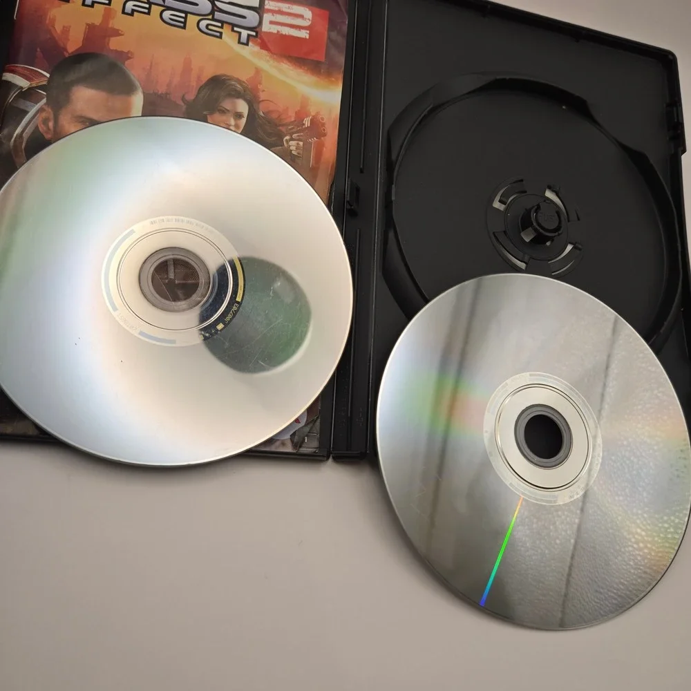 Electronic Mass Effect 2 PC Video Game Mature Sci-Fi RPG BioWare 2-Disc 2010